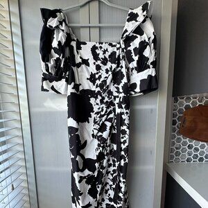Dress - cotton black and white floral